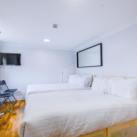 Streatley Apartments Лондон Экстерьер фото